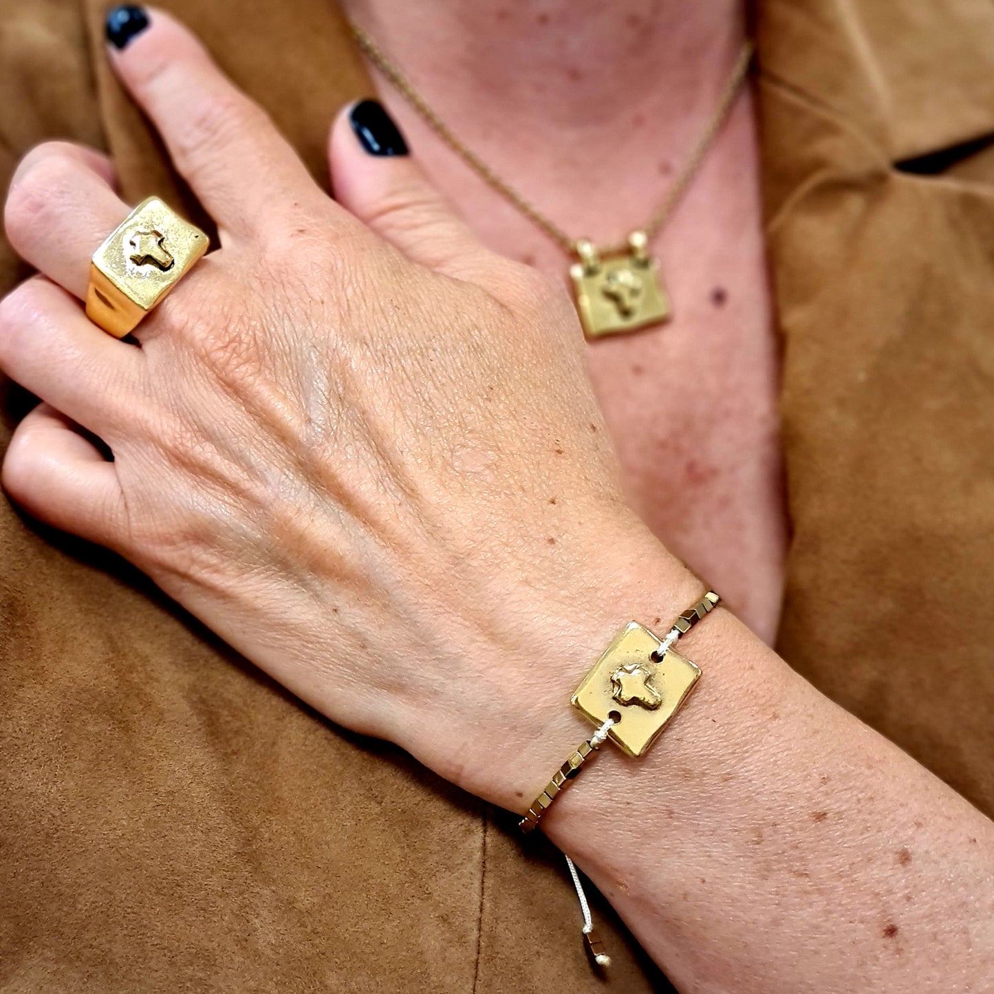 LES GRIGRIS collier