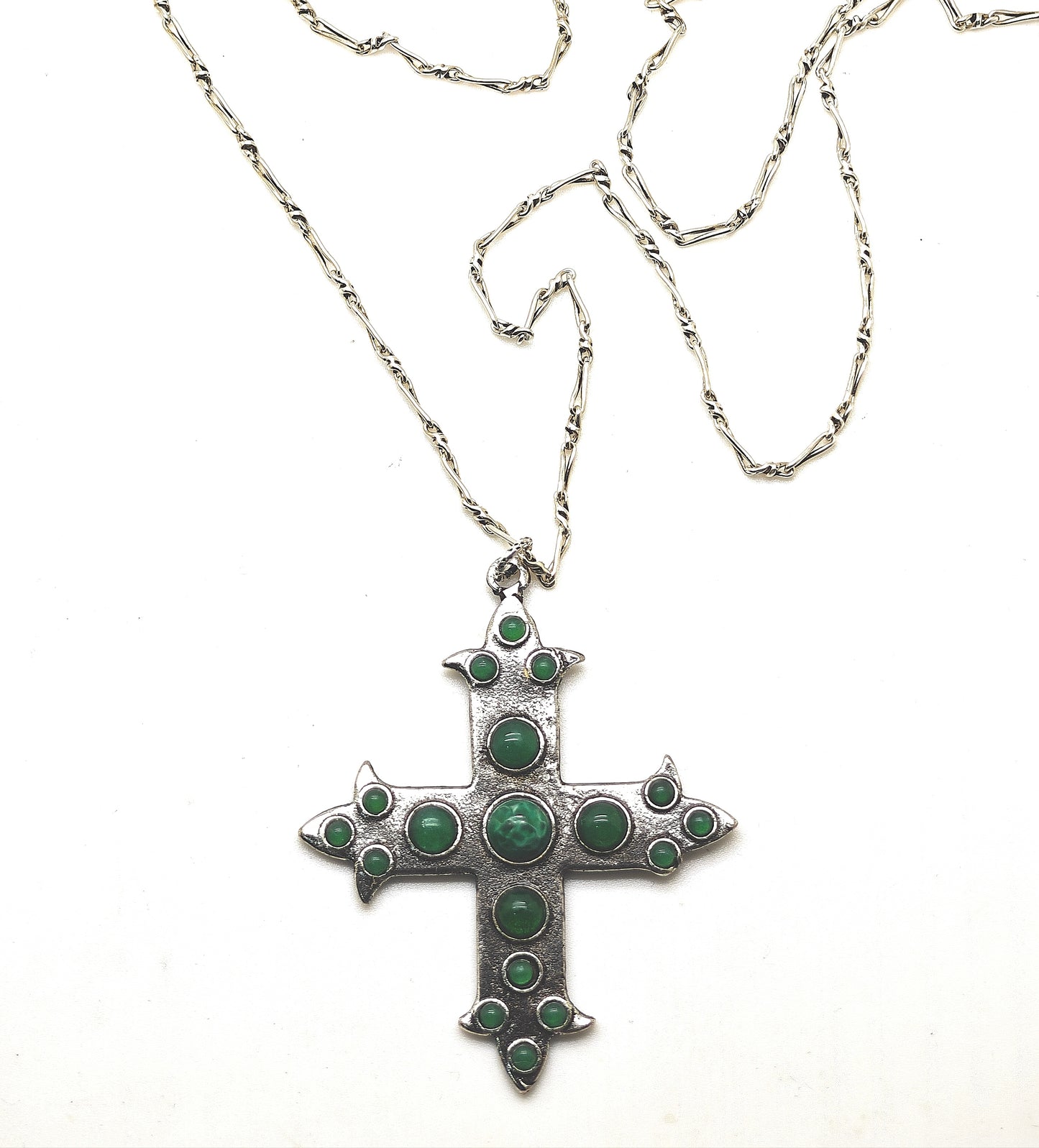 SAUTOIR CROIX VERTE en argenté